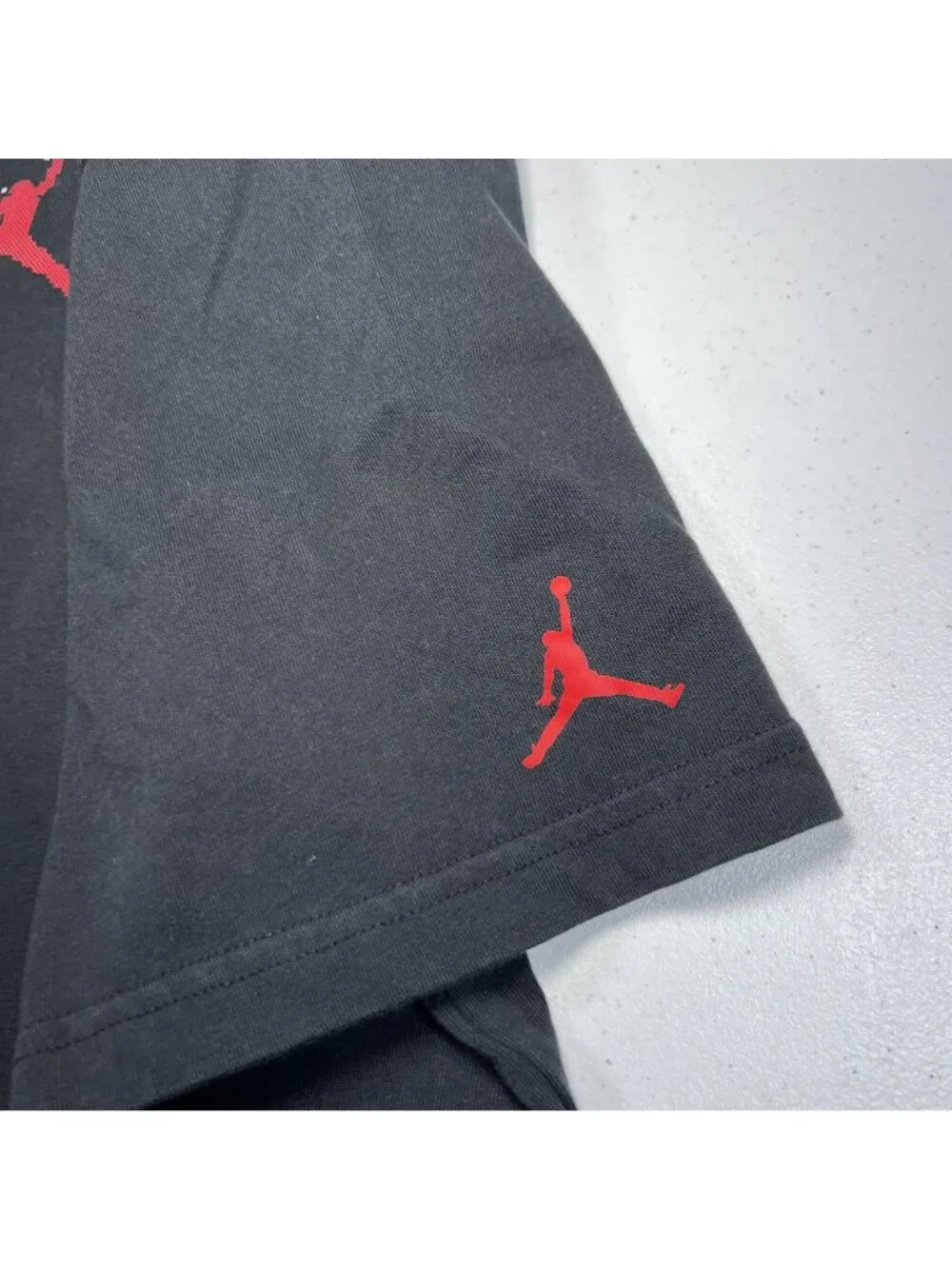 Nike Air Jordan Essentials Holiday Mens Black T Shirt Size XL Shoes Graphic